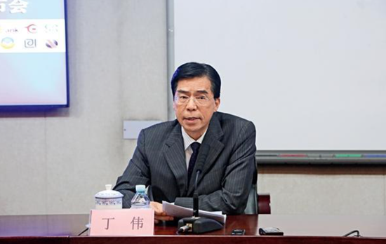 招商银行原副行长丁伟被公诉